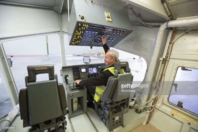 Картинки по запросу Airlander 10: Самый большой в мире летательный аппарат поднялся в воздух