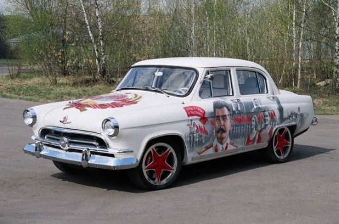 Тюнингованная Волга ГАЗ21