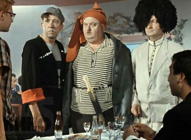 Кадр из фильма *Кавказская пленница*, 1966 | Фото: kino-teatr.ru Кадр из фильма Кавказская пленница 1966 Фото kinoteatrru