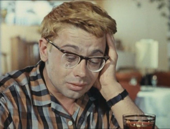 Александр Демьяненко в фильме *Кавказская пленница*, 1966 | Фото: photochronograph.ru Александр Демьяненко в фильме Кавказская пленница 1966 Фото photochronographru