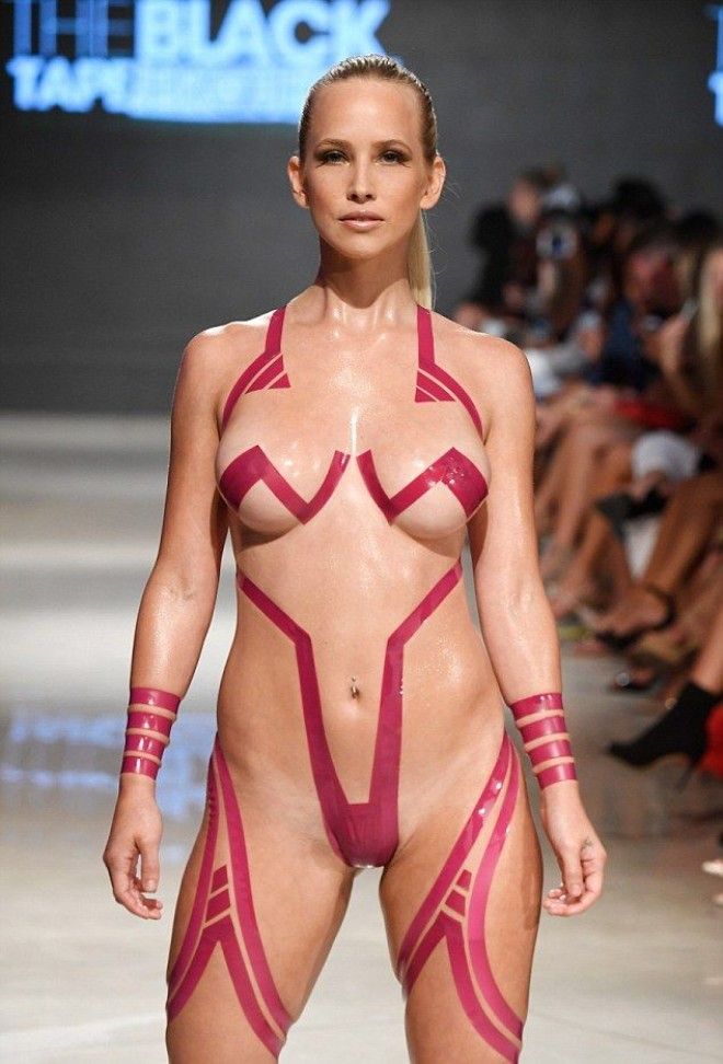 Бикини из скотча от создателя The Black Tape Project