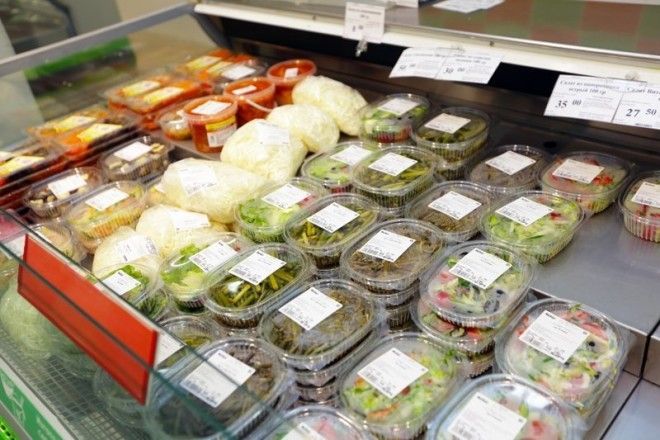 2. В отделе готовых продуктов будьте внимательнее инструкция, как купить качественный товар, магазины, недобросовестные продавцы, плохие продавцы, секреты, фото, хитрости