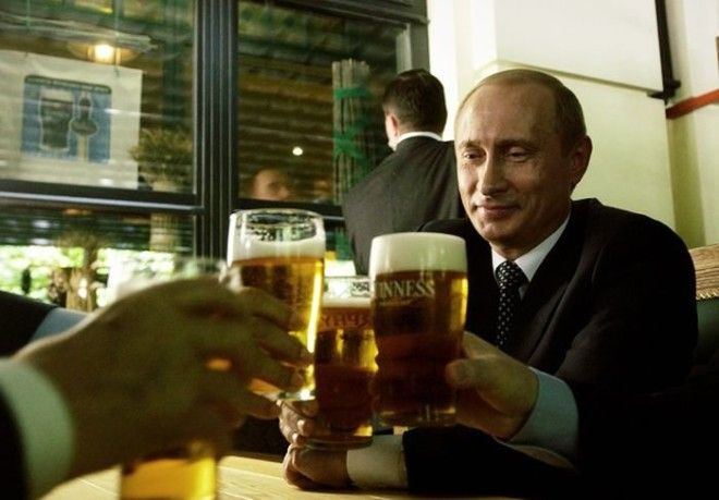 Эти товарищи знают толк в хорошем бухлишке 