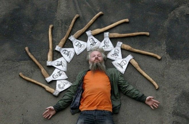 История России в топорах ynews, интересное, искусство, картины, слонов, современное искусство, фото