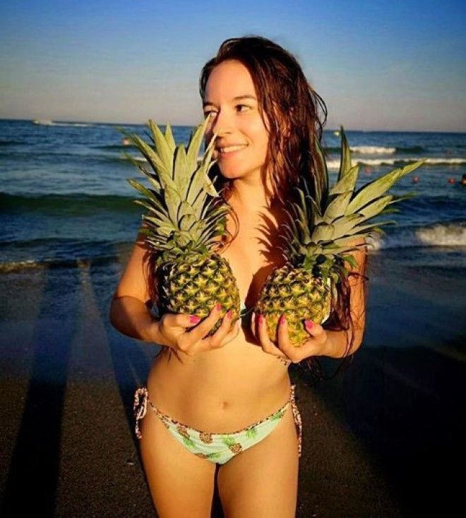 Вошел в моду новый сексуальноэротический тренд грудьананас