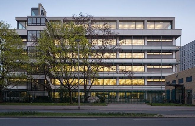 Университетская библиотека Koenigsworther Platz в Ганновере, Германия. Изображение № 4.