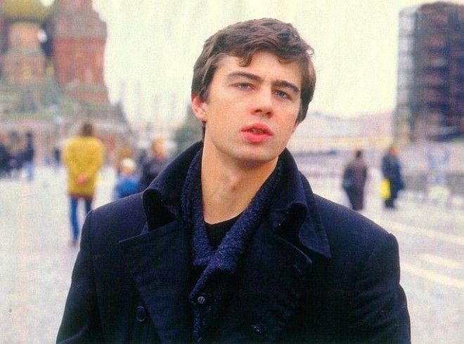 10 Кумиров 90х которые не дожили до сегодняшнего дня