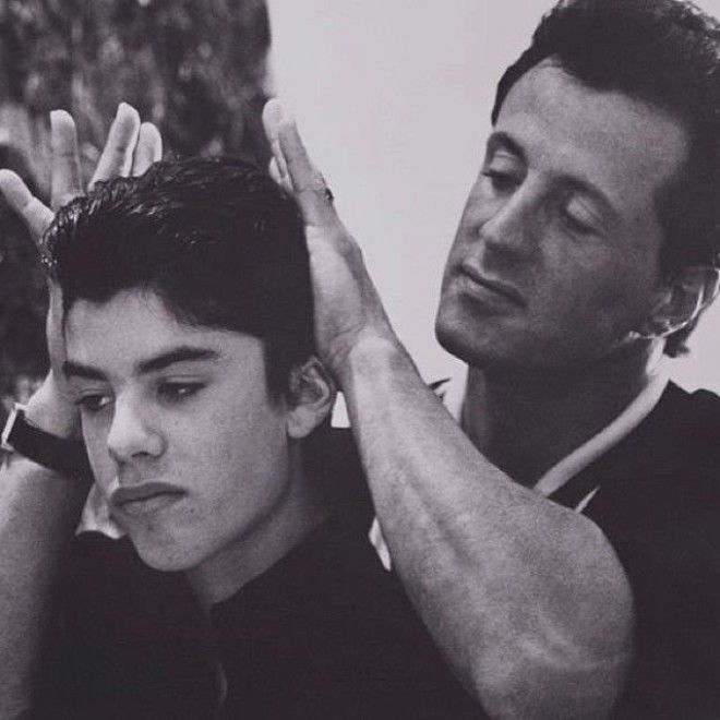 Сильвестр Сталлоне боль, врачи, дети, знаменитости, потеря, родители, случайность, трагедия