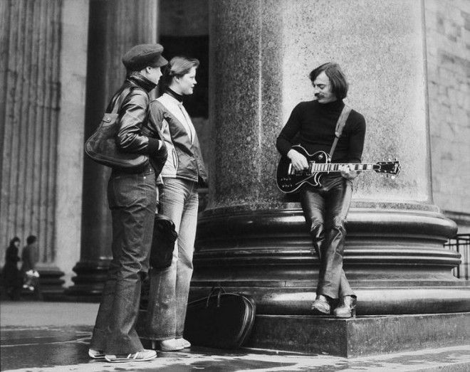 7. Встреча у Исаакия, 1982 г. Фото Сергея Борисова. 7. Встреча у Исаакия, 1982 г. Фото Сергея Борисова. СССР, история, факты