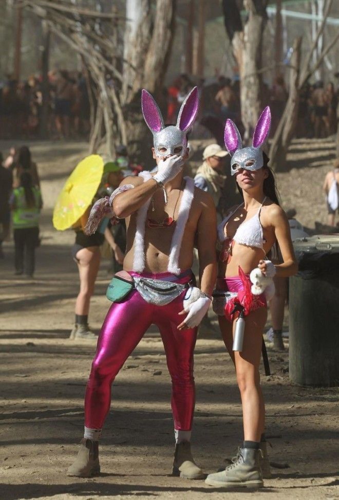 Фестиваль "Земляничные поляны" собрал щедрый урожай "ягодок" в откровенных нарядах