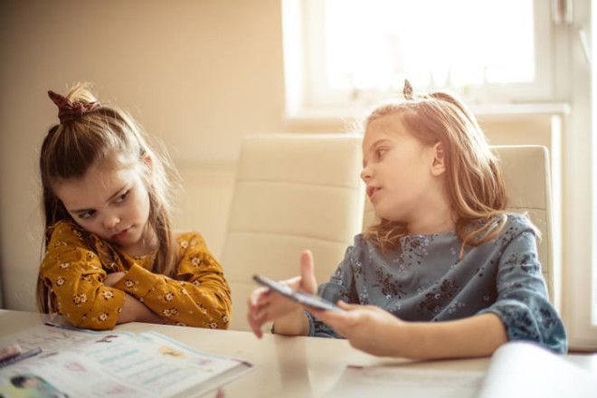 Что делать если ребенок ворует деньги у родителей
