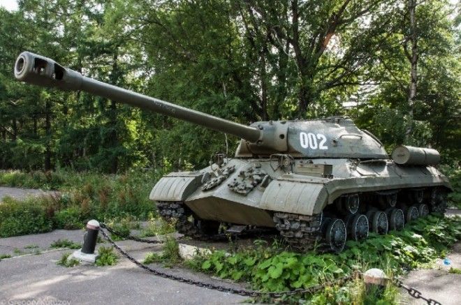 Зачем Советский Союз показал на параде в Берлине танки ИС-3 Зачем Советский Союз показал на параде в Берлине танки ИС-3