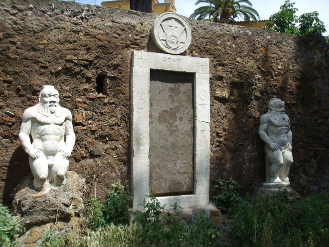 1024px-Porta_magica_2.jpg 1024px-Porta_magica_2.jpg