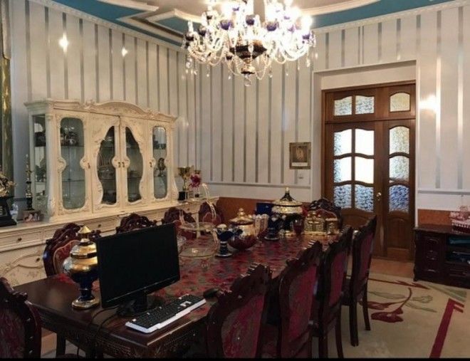 Цыганский барон из Омска выставил на продажу особняк