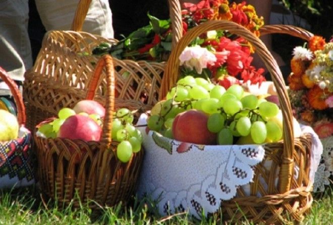 19 августа Яблочный Спас