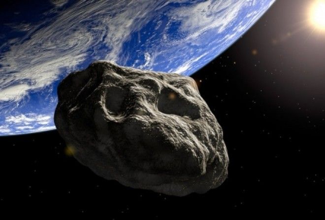 К Земле приближается астероид размером больше пирамиды Хеопса