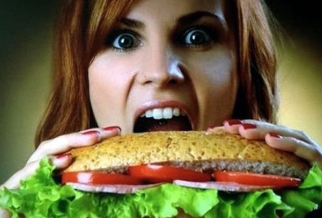 Причины и последствия компульсивного переедания