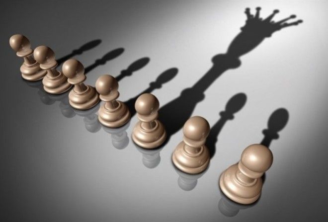 Лучше быть эффективным подчиненным, чем бездарным боссом.